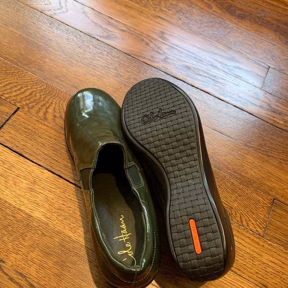 Women’s Cole Haan/Nike Air waterproof clogs - Picture 4 of 6